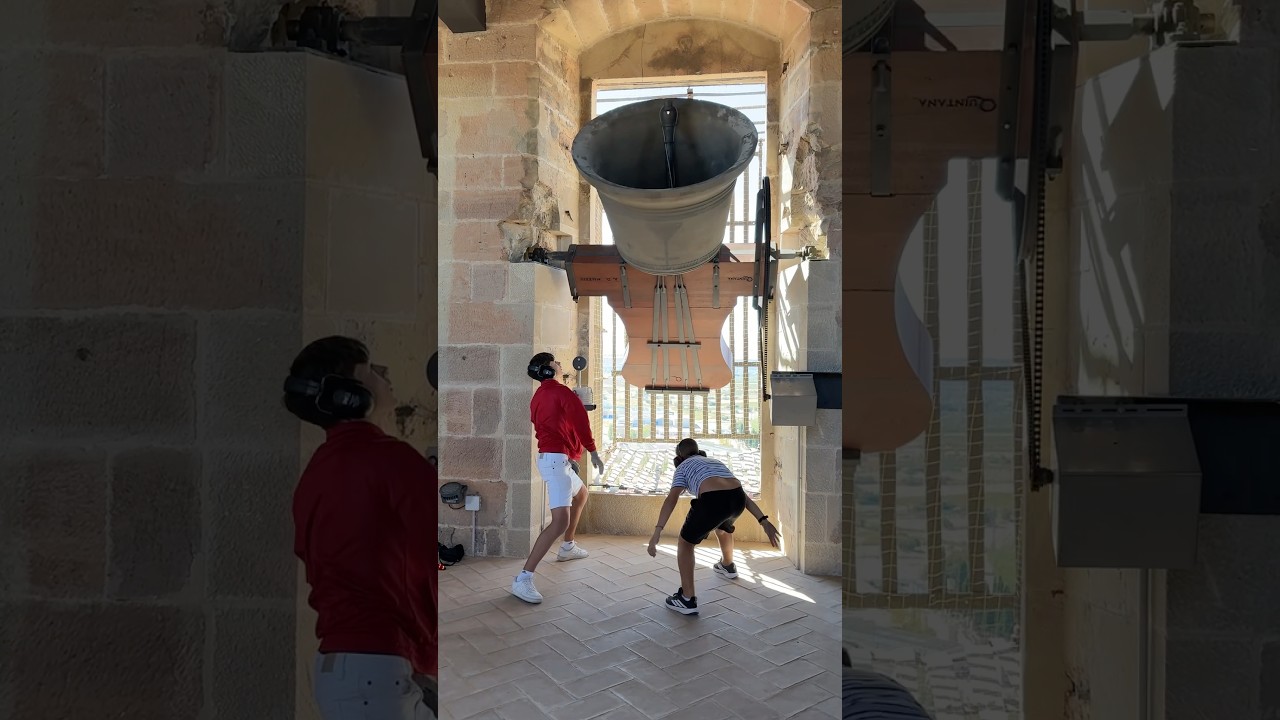 “La Garbancera” | iglesia de Viana (Navarra) #bell #tradiciones