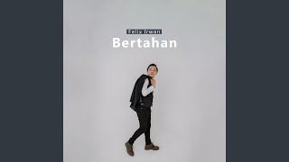 Download Lagu Bertahan