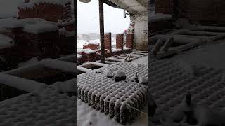 первый снег 🥶🌨️#жизнь #тренд #зима #строительство