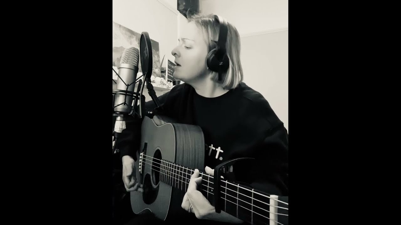 Baker Street, Gerry Rafferty - Acoustic Cover by Alex Hart