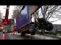 05.12.2023 - VN24 - LKW kracht in Bäume - Fahrer hatte riesiges Glück