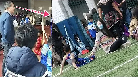李澤楷梁洛施罕有同框 同撐10歲大兒子武術比賽「零交流」？ - 天天要聞
