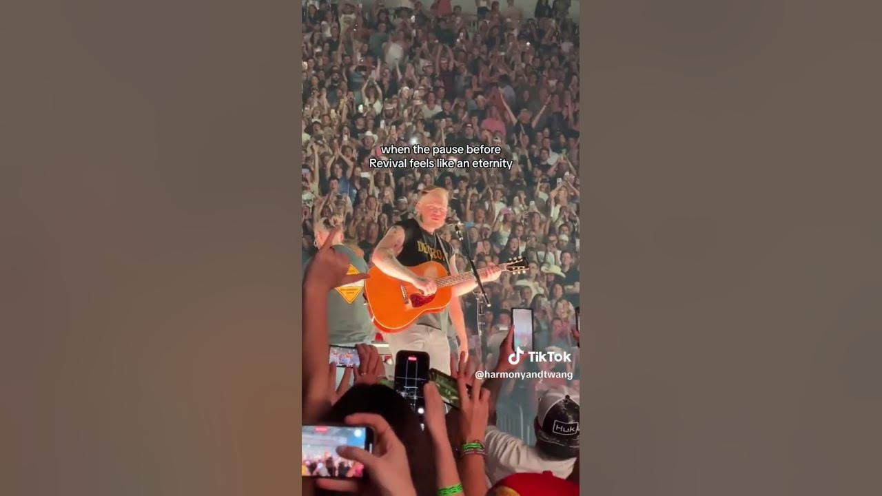 The anticipation of #revival is crazy!🤠 #zachbryan  #concert #countryvibes #trending #viral #shorts