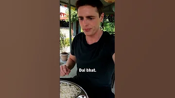 Eating Dal Bhat in Pokhara, Nepal 🇳🇵