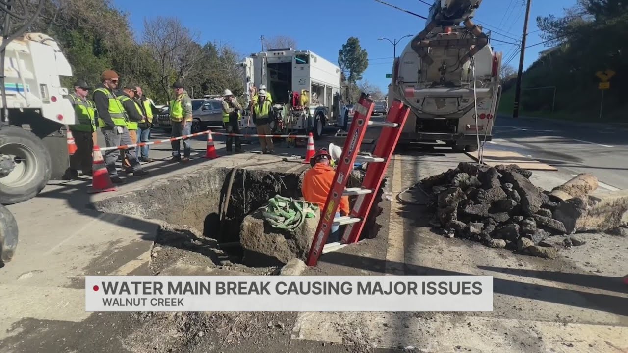 Water main break causing major issues in Walnut Creek - YouTube