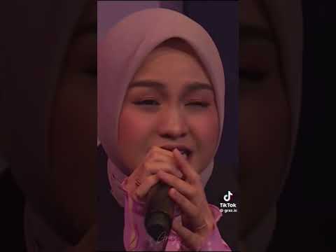 Salma Salsabil Ft Nyoman Paul- \