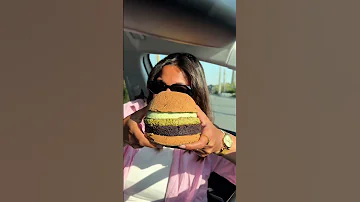 اكبر برجر هتشوفه في حياتك هتلاقيه في ب لبن اها ب لبن عملك اكبر برجر حلو مصر اكسبلور 