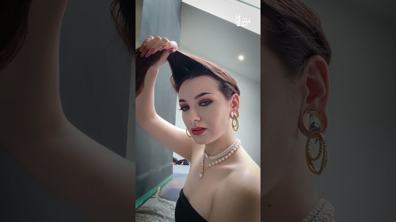 Woman Finds Scorpion Under Her Wig! 🦂