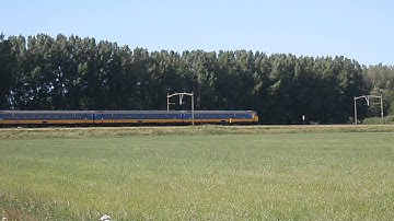 NMBS Traxx komt met ICRM door bocht bij Zevenbergen