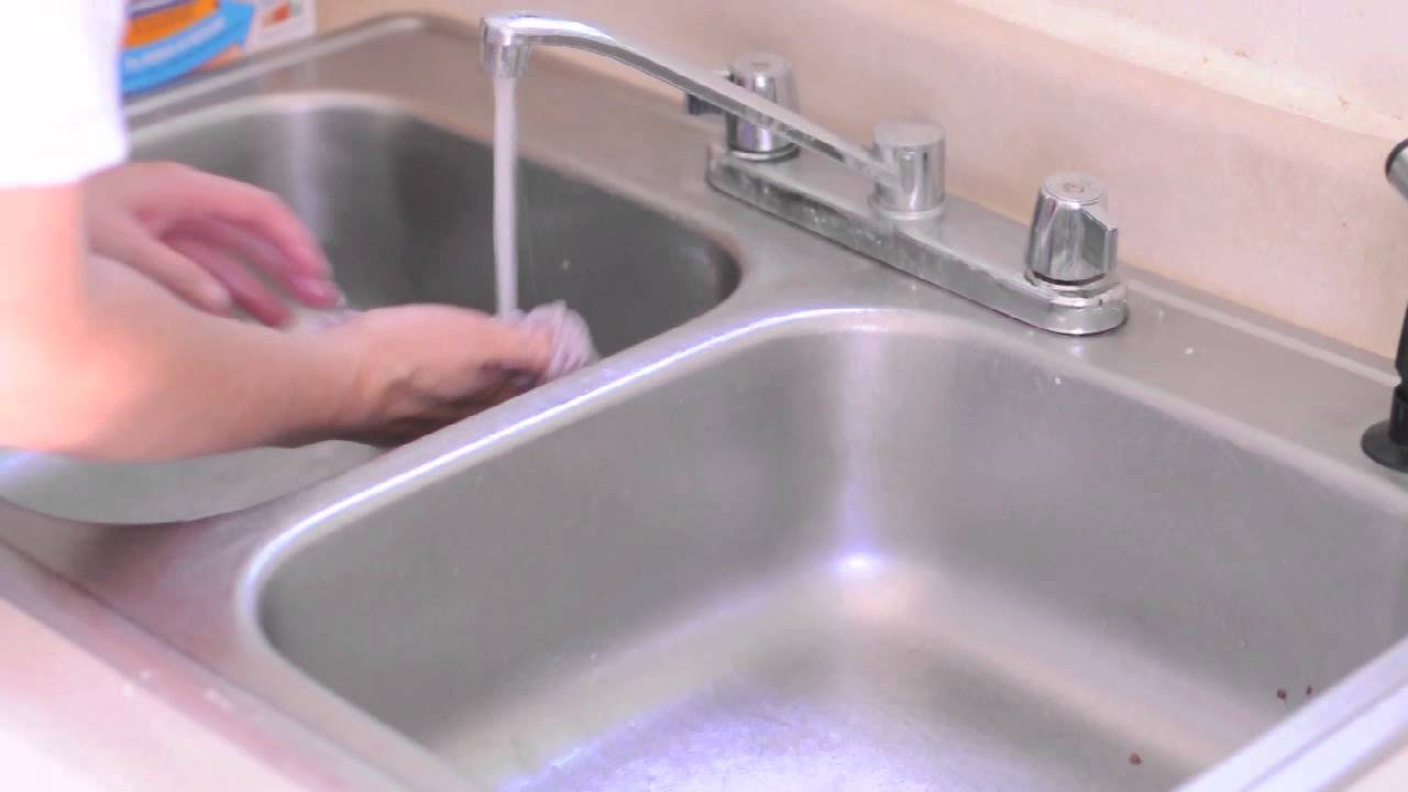 How To Clean Your Sink Using Baking Soda And Vinegar