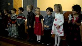 Isabelle's pre-school Christmas Party & Concert 2011 002.AVI