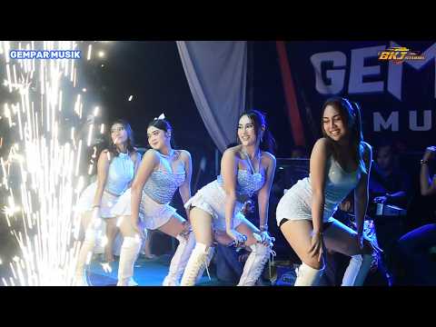 💖【DUB】Hari pernikahan dibatalkan, lalu menikah dengan CEO cantik—ternyata aku pewaris keluarga kaya!