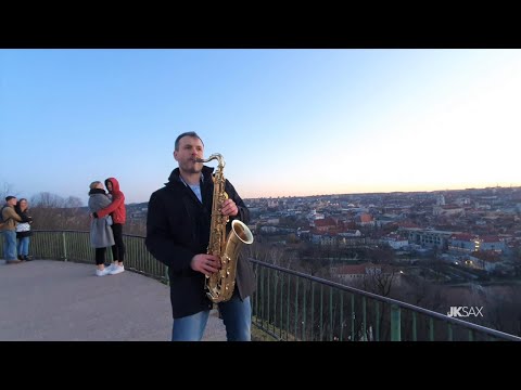 stay-strong-italy-🎷-street-sax-perfomance---vilnius,-lithuania-(adriano-celentano---soli)