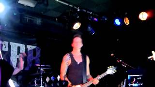 Tracer - &quot;Walk Alone&quot; - Barfly, Camden - 18/10/2014