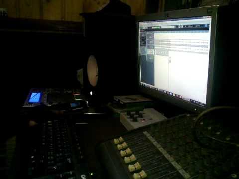 DJ Anti violence at Alien zek records cutting dub