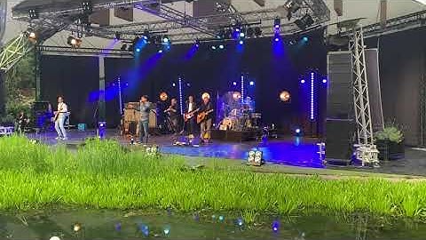 3JS:  Koud En Mistig