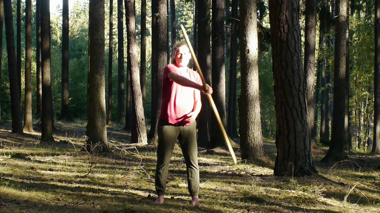 Cvičení s holí - točení a předávka