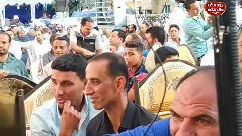 الشيخ طه يقطع التلاوة ويلوم على رجل بشده لتصرفه الغبى امام الجماهير