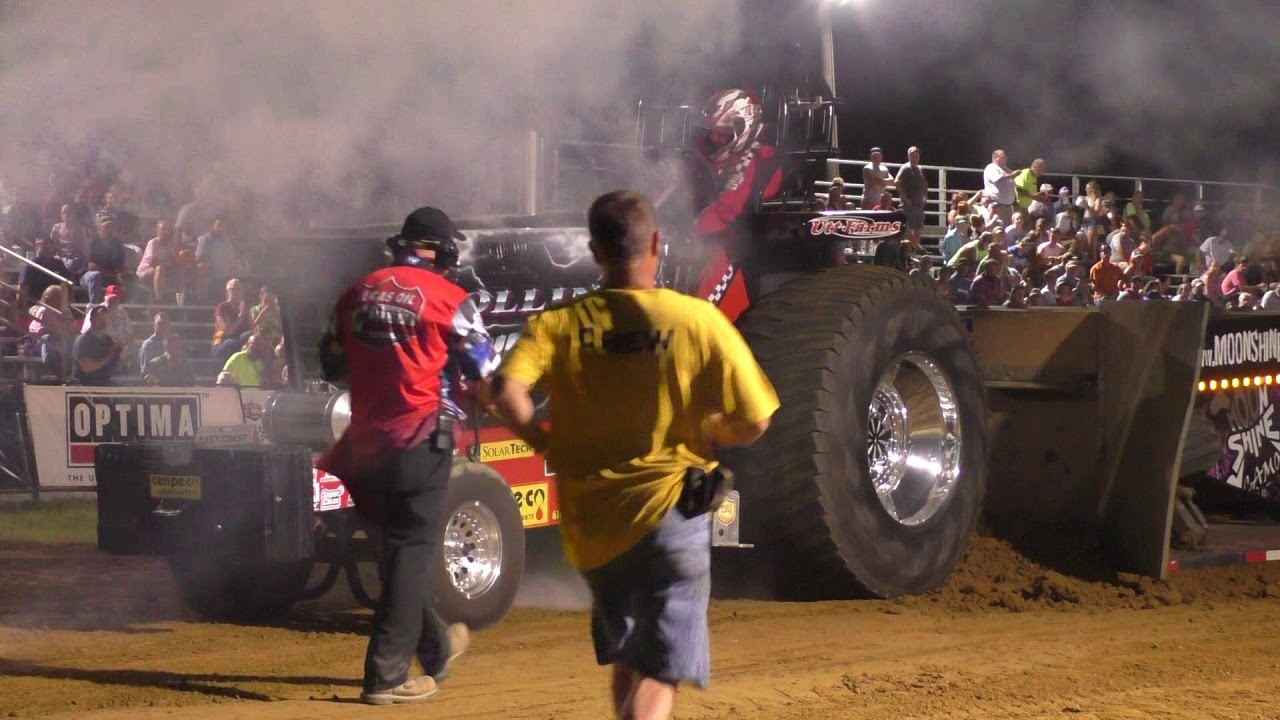 Lt Pro Tractors Pulling at Easton YouTube