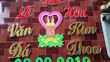 Lên màu cho chữ xốp tại Thiệp cưới Minh Vy