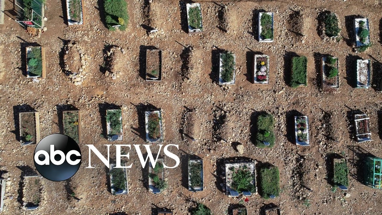 Covid-19, football and schools: World in Photos, Nov. 23