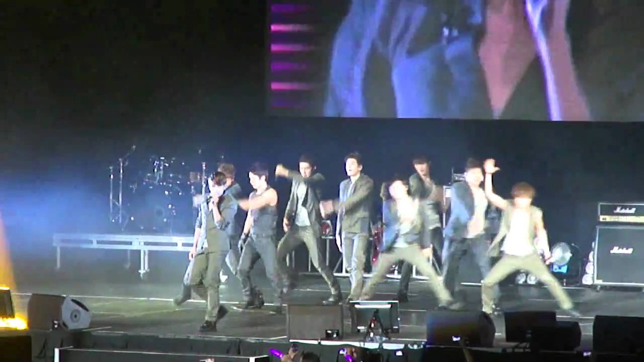 [Fancam] SM Town LA Super Junior - Super Girl