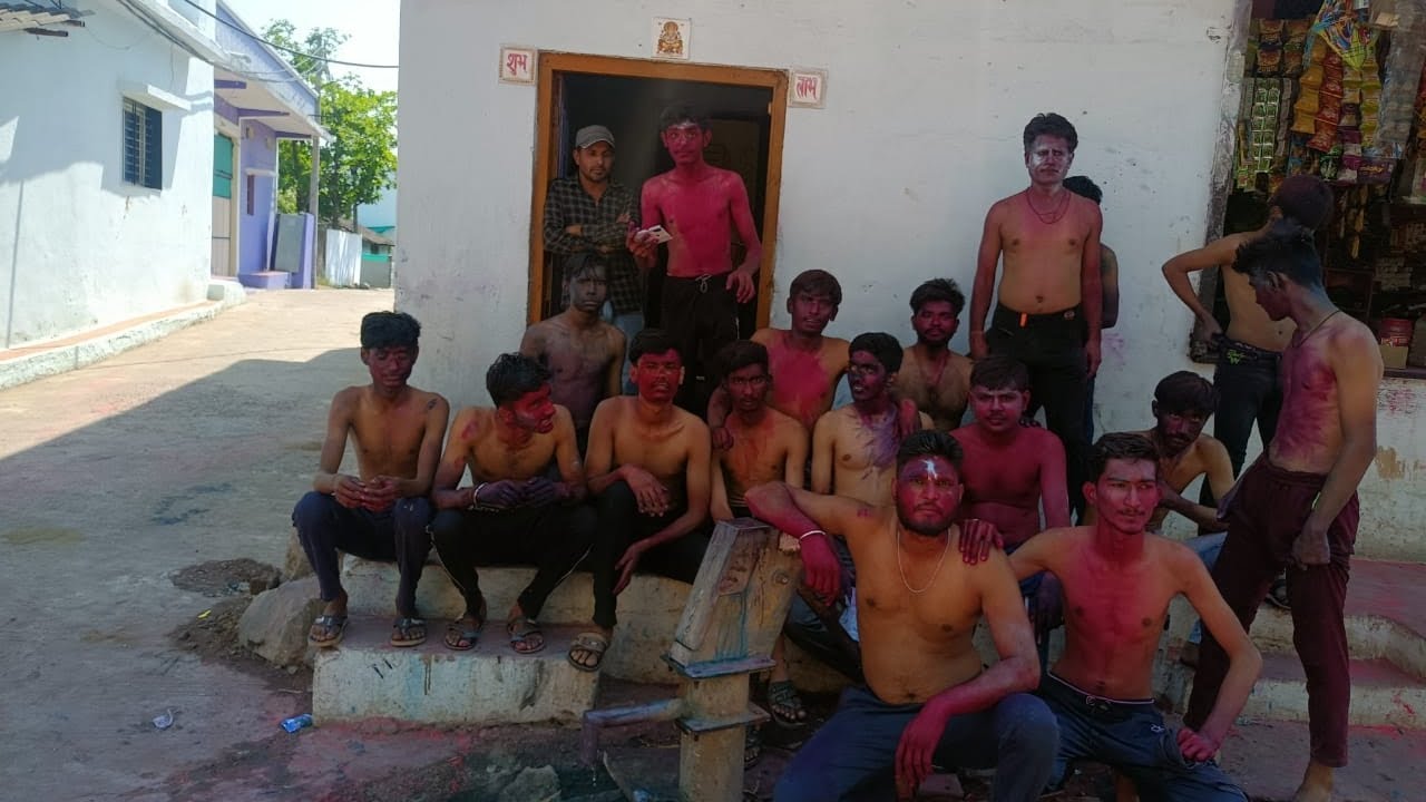 Hamare gaon ki Holi