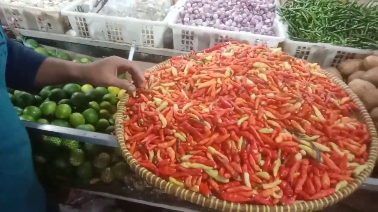 belanja ke pasar harga cabe dasyat 