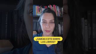 Ese olor que amamos tiene nombre: bibliosmia. Cada libro guarda su propia fragancia de historia.