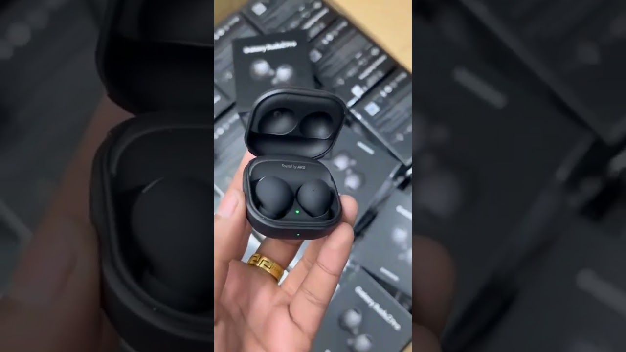 Samsung Ear Buds|| Have A look || Listen a sharper sound || Available with all condition ||