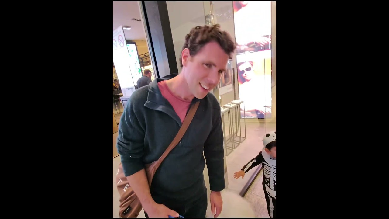 Voltaire fête Halloween 🎃