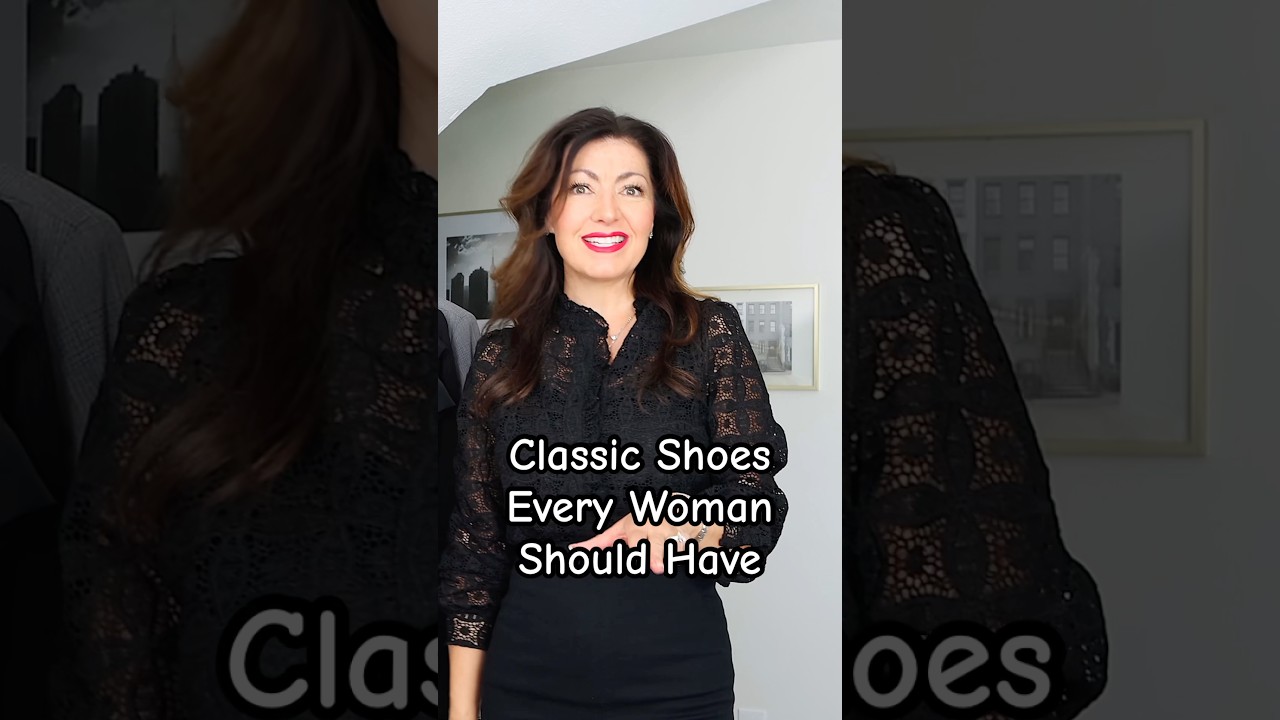 Classic Shoes Every Elegant Lady Should Own #fashionover40 #fashionover50