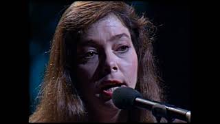 Nanci Griffith & The Chieftains - Little Love Affairs