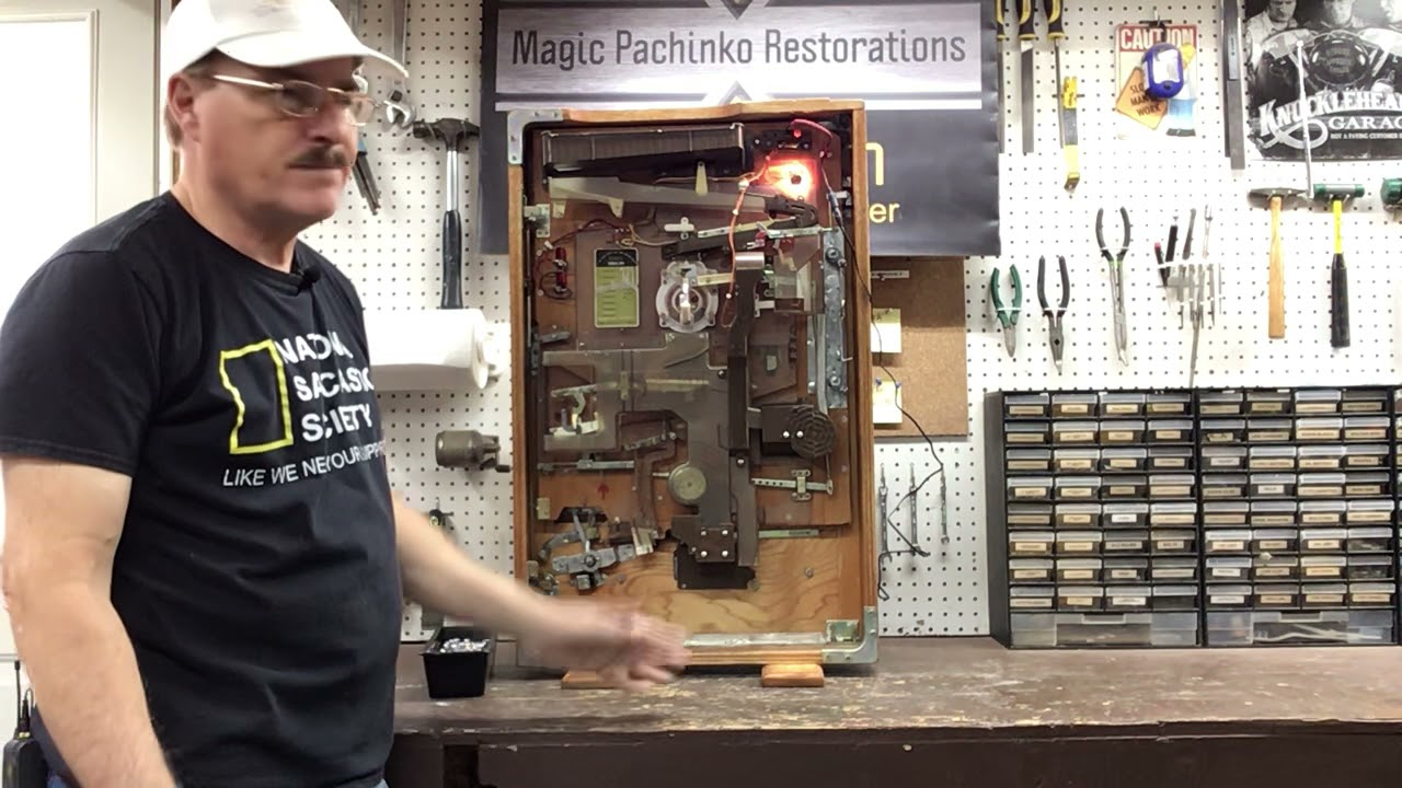 1973 Nishijin Model B Vintage pachinko machine - YouTube