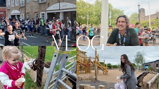 VLOG: LONDON MARATHON / SPEND THE WEEK WITH US | TAAYBLUE