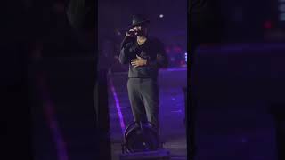 Ne-Yo Sings Mad Live At The Araneta Coliseum Part 1 