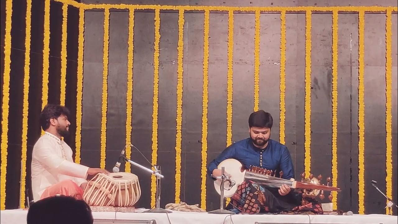 Sarang Kulkarni(Sarod) Pandurang Pawar(Tabla) A very nice jugalbandi