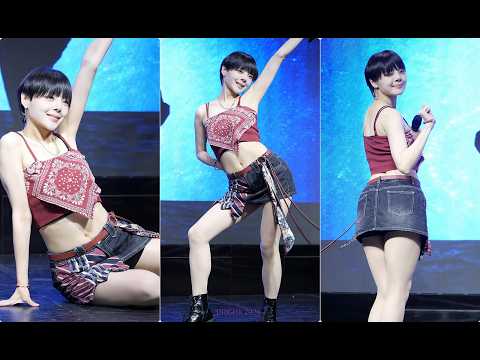 나빌레라 사야 | NAVILLERA SAYA 'NO LIMIT + <strong>씨스타</strong> 메들리 커버' 직캠 [260607 나빌레라 <strong>컴백</strong> 쇼케이스中]