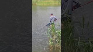 Рибалка в селі Горбово на річкі прут Чернівецька область