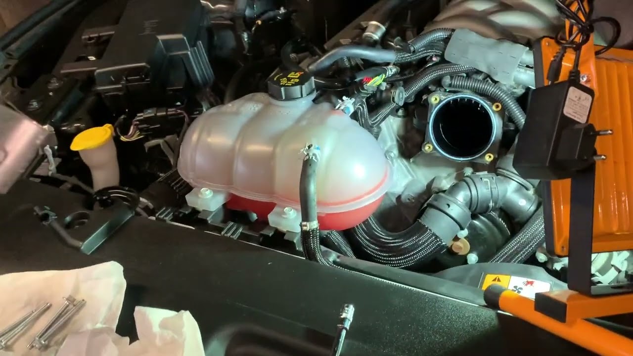 NEU2025 TEIL 2 zur Ansaugbrücke im Mustang GT prüfen