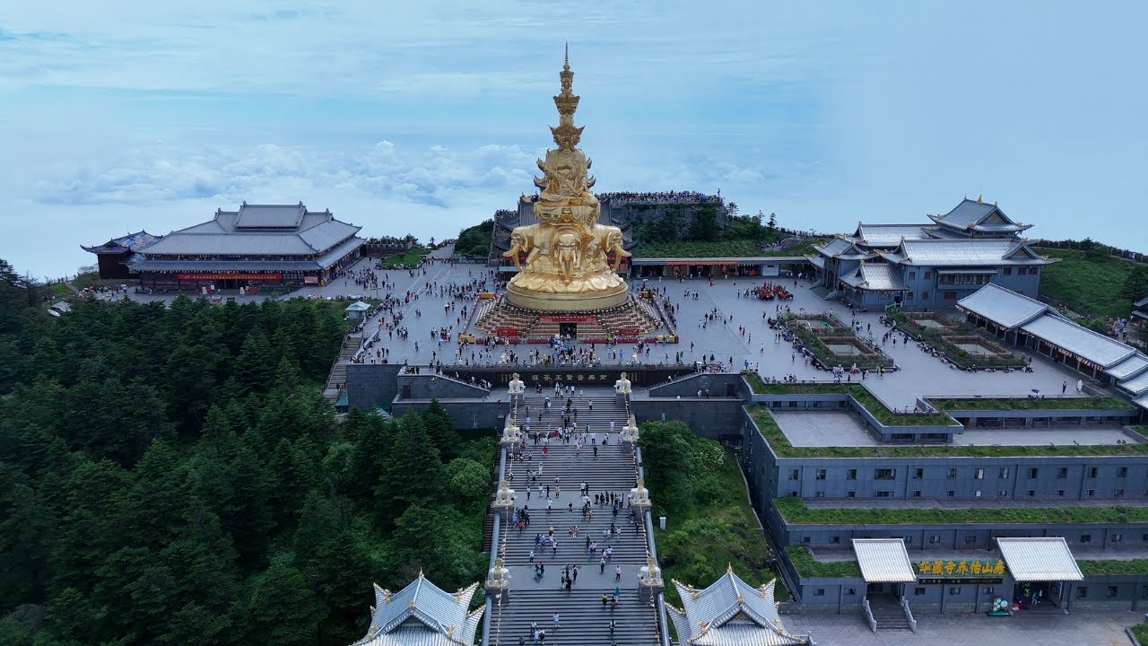 THE GREAT EMEI MOUNTAIN PLCE OF FIRST Buddhist Temple (4k Cinema Drone)
