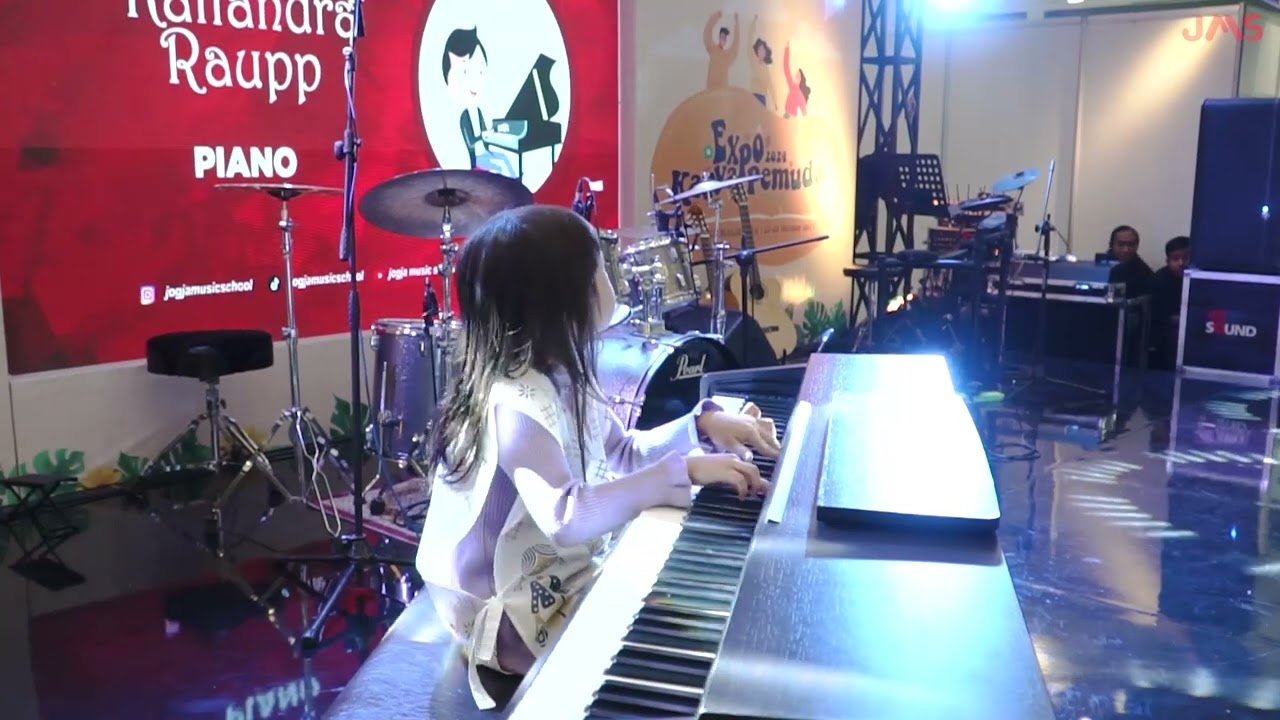 The Old Clock & Tightrope Walker | Kaliandra Raupp | Jogja Music School