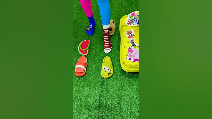 Super cool giant slippers 🦶🦶Leather foot sandals #love #viralvideo #slippers