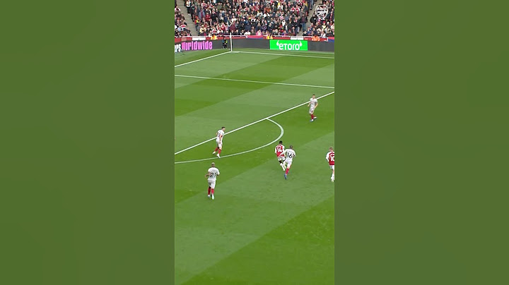Eddie Nketiah completes his hat-trick from 25 yards!