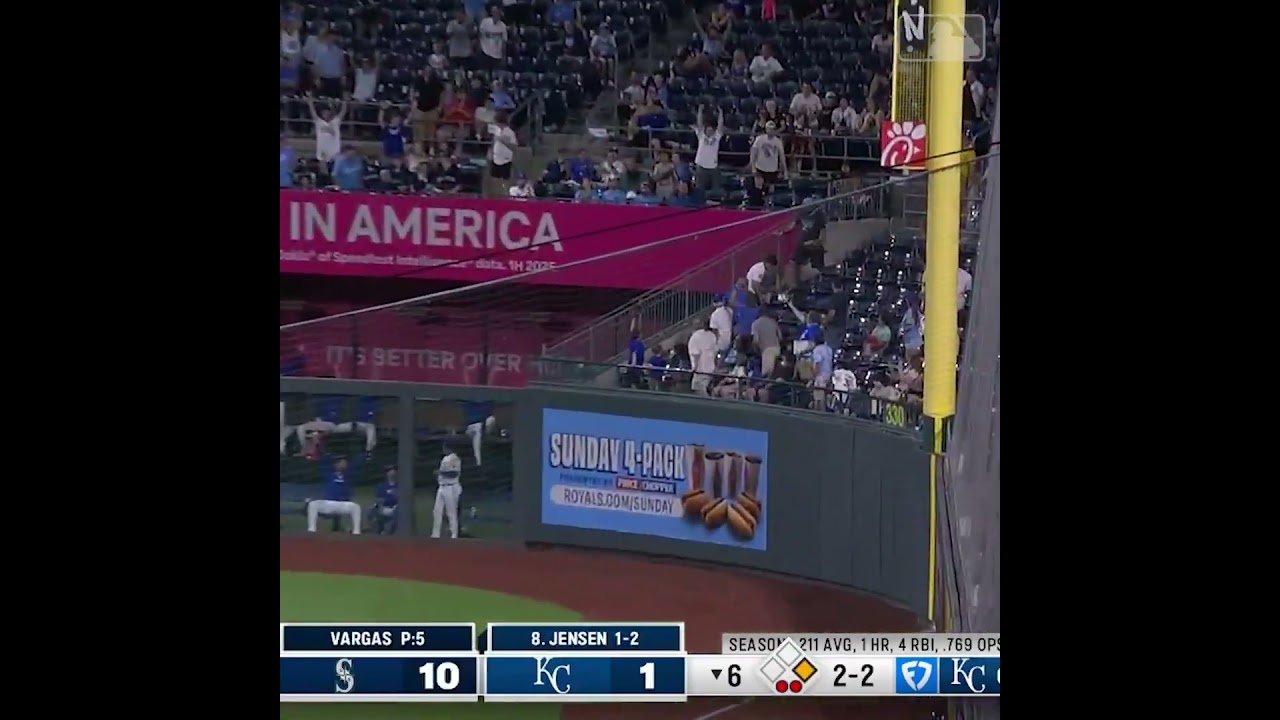 Carter Jensen's 2nd home run of 2025 is a 2-run lazer 