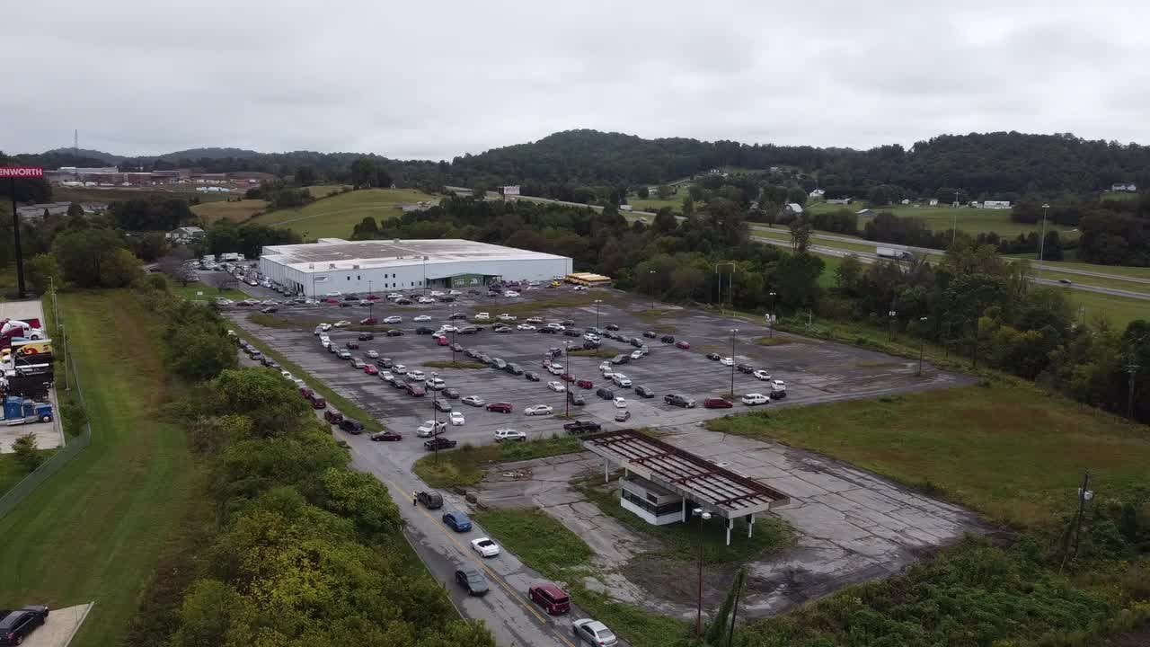 Second Harvest of Northeast Tennessee Food Bank serves hundreds of