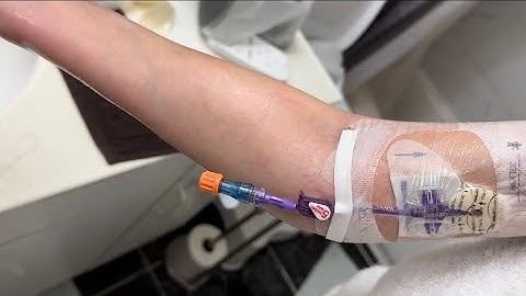 How to keep the PICC line dry while showering.