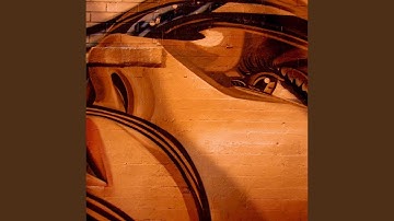 Spacious Ambiance for End of Year Throwbacks