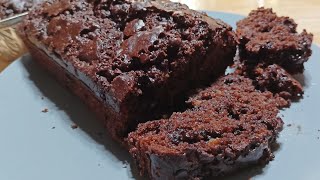MOIST CHOCOLATE BANANA BREAD MOIST CHOCOLATE BANANA BREAD