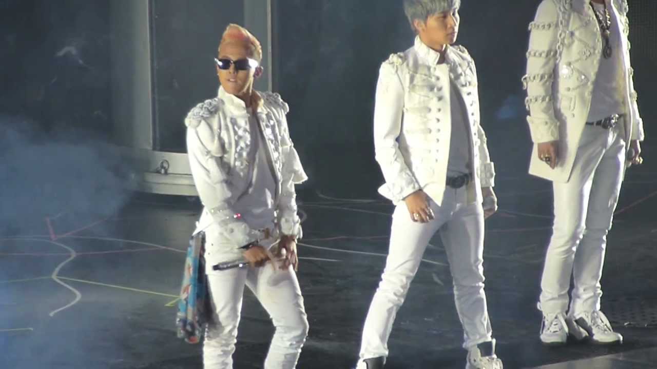 [Fancam] 121214 BigBang Alive London - Tonight, Hands Up, & Fantastic Baby